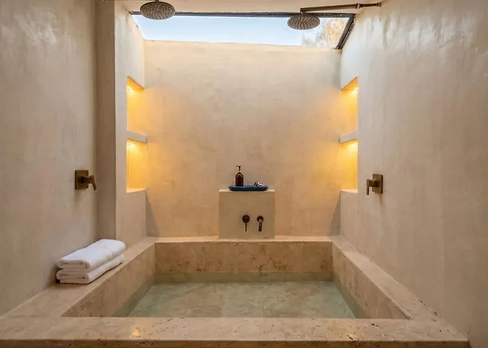 Zihua Mia Boutique * Zihuatanejo